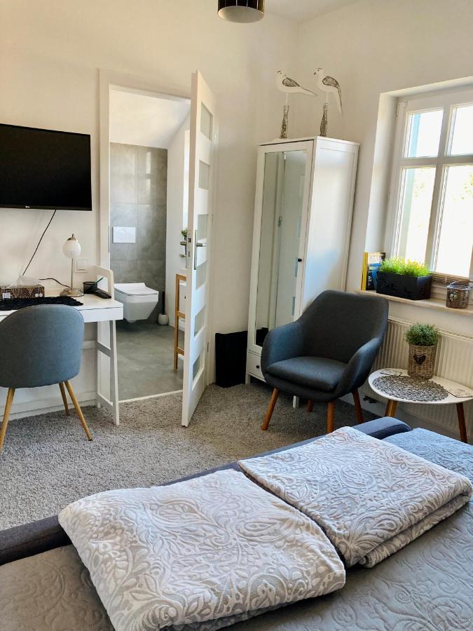 Zielone Okiennice Miłki Exteriör bild