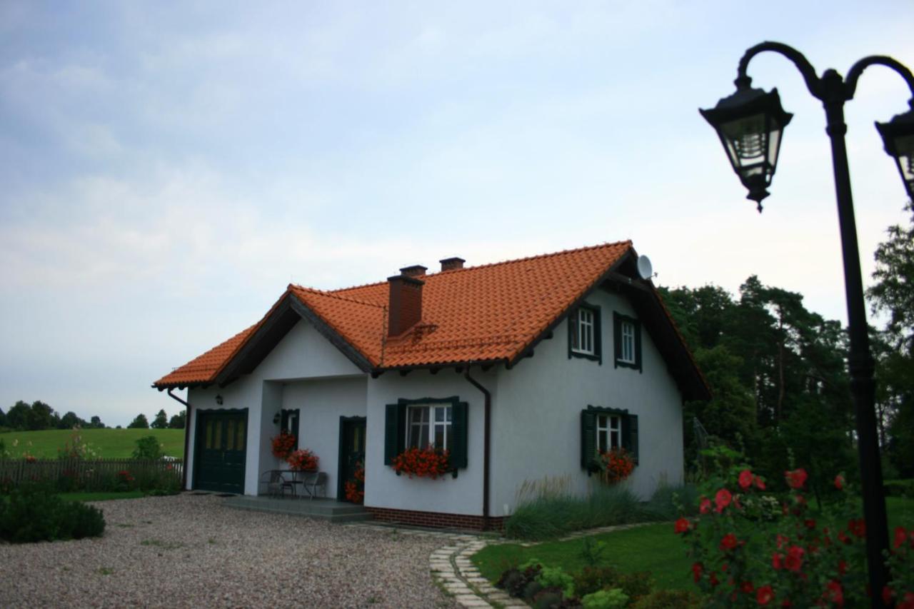 Zielone Okiennice Miłki Exteriör bild