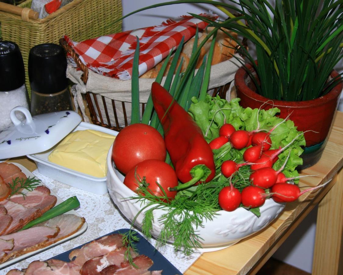 Zielone Okiennice Miłki Exteriör bild